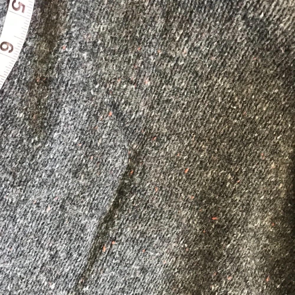 Zara sweater. - Picture 5 of 6